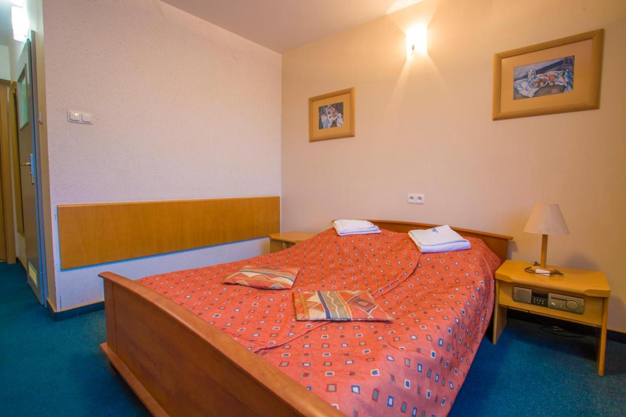 Farys - Swietna Lokalizacja, Sauna, Jacuzzi, Piekne Widoki Z Okien Krynica-Zdrój Extérieur photo
